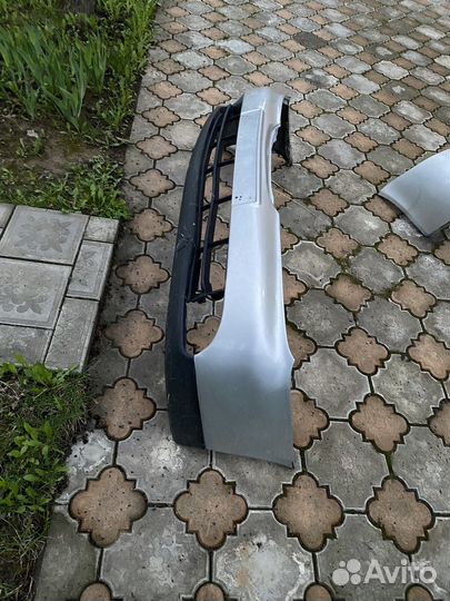 Бампер передний nissan primera p11