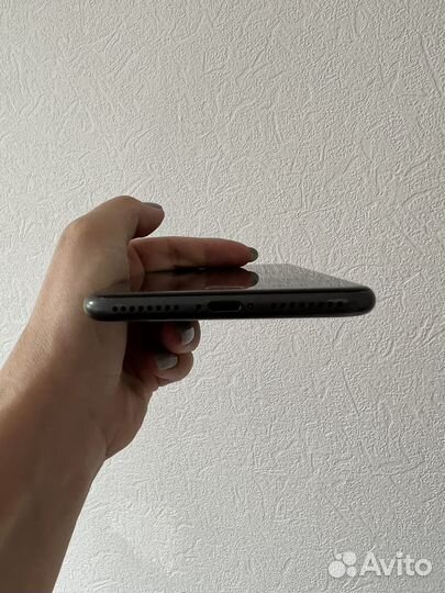 Телефон iPhone 8 plus