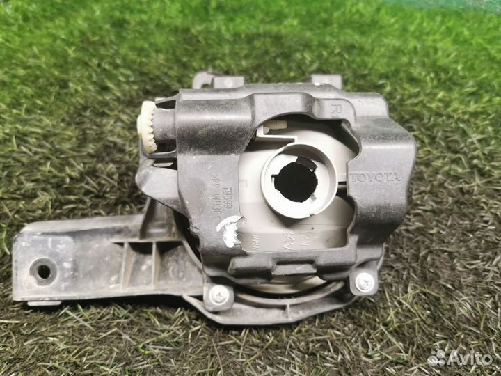 Фара противотуманная П.П. Toyota Hilux Pick Up VII