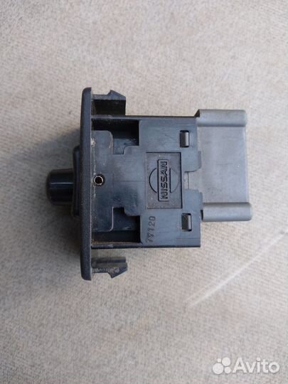 Джойстик зеркал для Nissan Almera N15 1995-2000