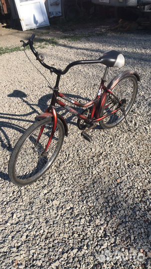 Самокат с ручным тормозом