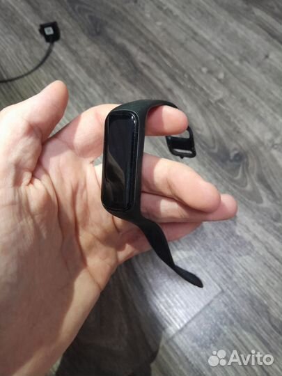 Фитнес браслет samsung