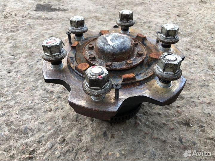Ступица передняя Hyundai Mighty Ex8 D4CC 2022