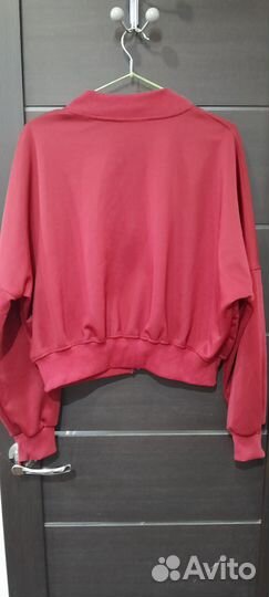 Женский спортивный костюм