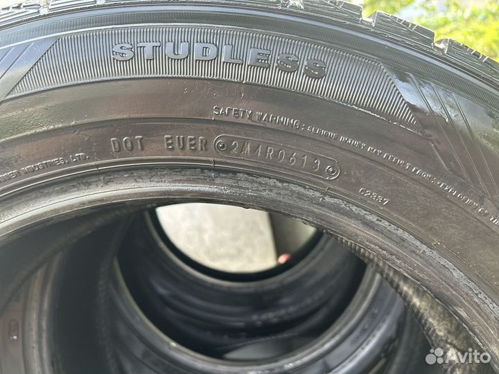 Dunlop Graspic DS3 215/60 R17