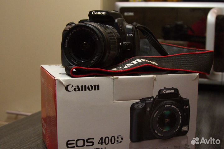 Canon EOS 400d в комплекте с EF-S 18-55 IS
