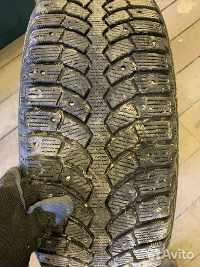 Bridgestone Blizzak Ice 225/65 R17 106T