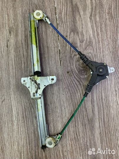 Стеклоподъемник задний правый Opel Agila A хетчбэк