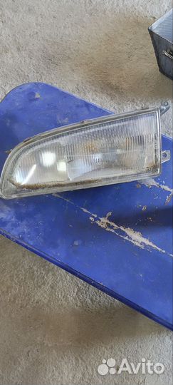 Фара левая