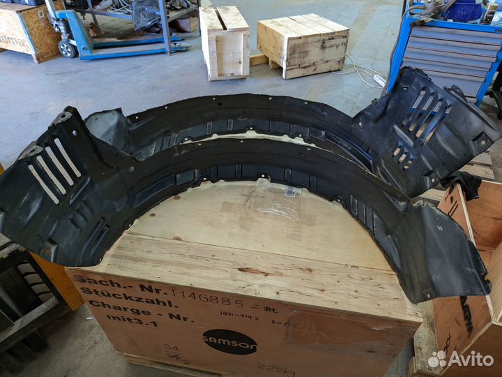 Подкрылки Mitsubishi Pajero IV (4)