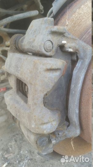 Суппорт тормозной задний Toyota Land Cruiser Prado