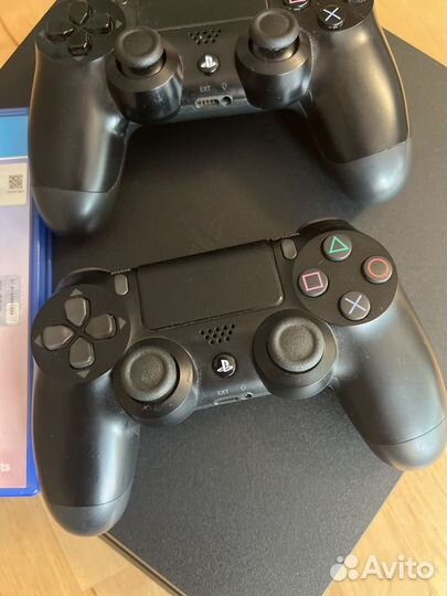 Sony playstation 4 slim 500gb + 2 пульта