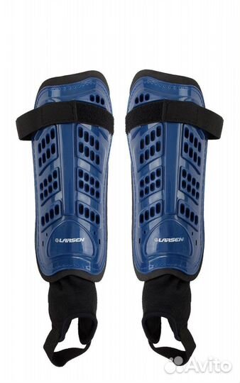 Щитки футбольные с защитой голеностопа Larsen