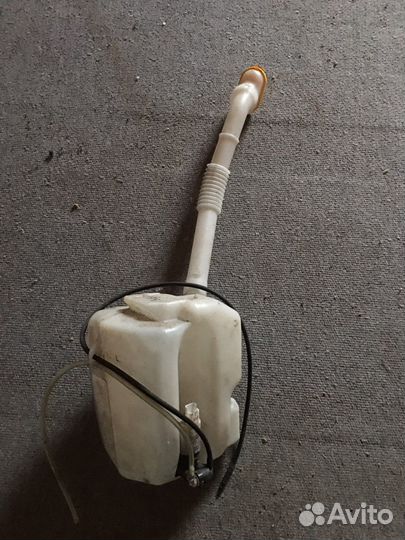 Бочок омывателя рено сценик 2008г