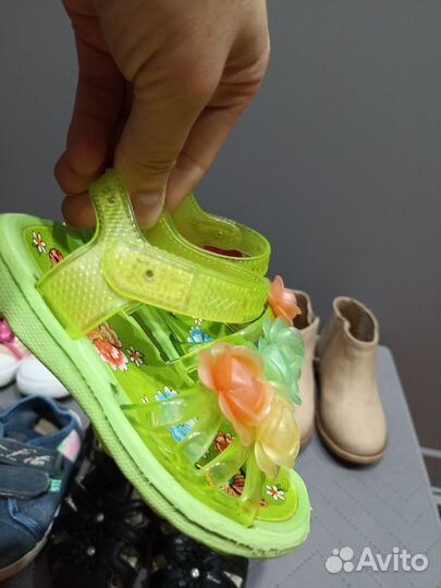 Обувь для девочки