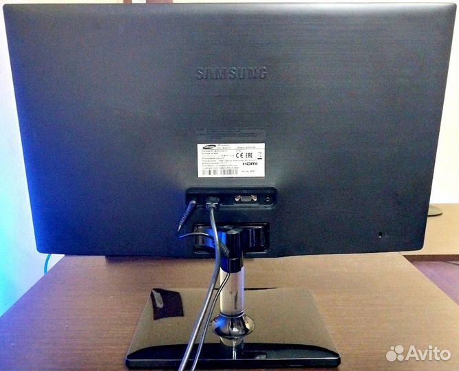 Монитор 24 дюйма Samsung