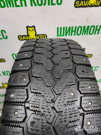 Yokohama Ice Guard F700Z 215/70 R16