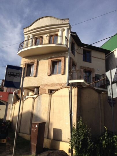 Комната 25 м² в 4-к., 3/3 эт.