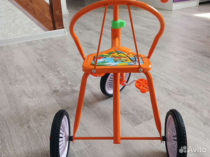 Детский трехколесный велосипед новый