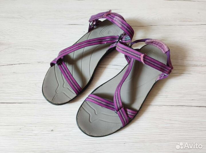 Сандалии 33-34 Teva для девочки