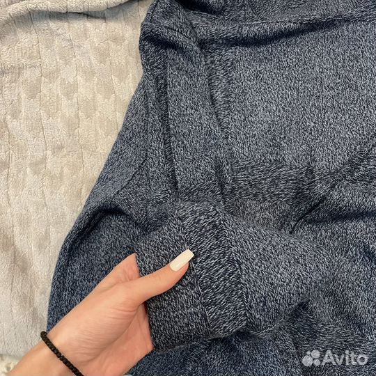 Свитер шерстяной мужской