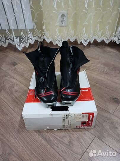 Лыжные ботинки классические