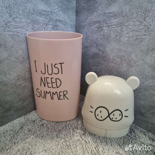 Футляр для зубных щеток/пенал