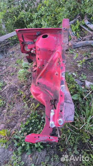 Передний левый лонжерон Audi 80B3