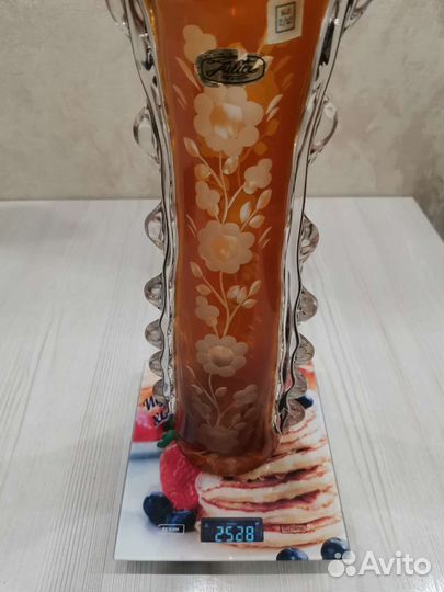 Ваза с янтарём Польша