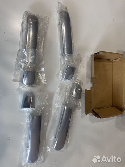 Tiida Накладка на ручки хром