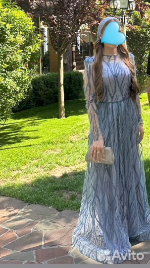 Вечернее платье