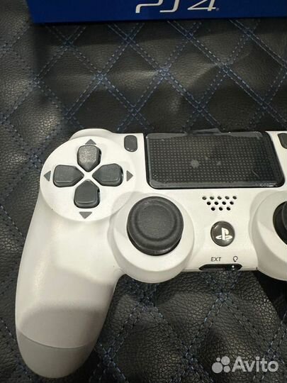 Джойстик для PS4 dualshock 4 v2 белый