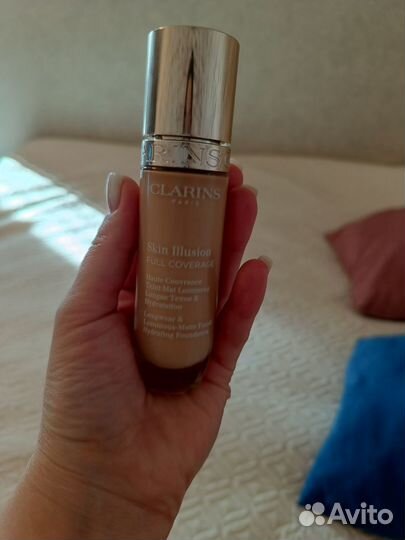 Тональный крем clarins skin illusion