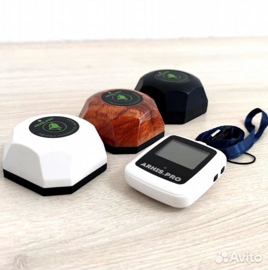 Кнопка вызова персонала и часы пейджер Поясной