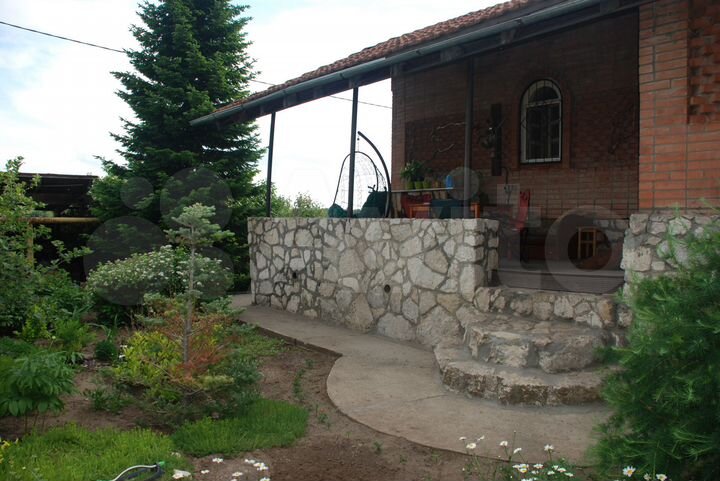 Дом 100 м² на участке 12 сот.