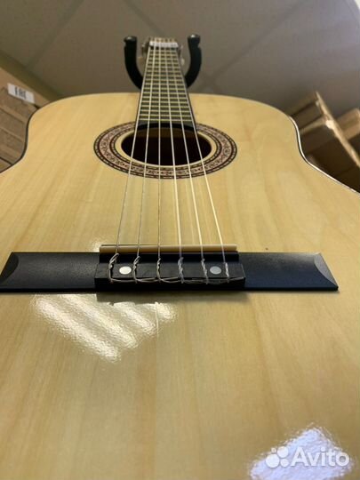 Классическая гитара.Fante 4/4. Новая в наличии