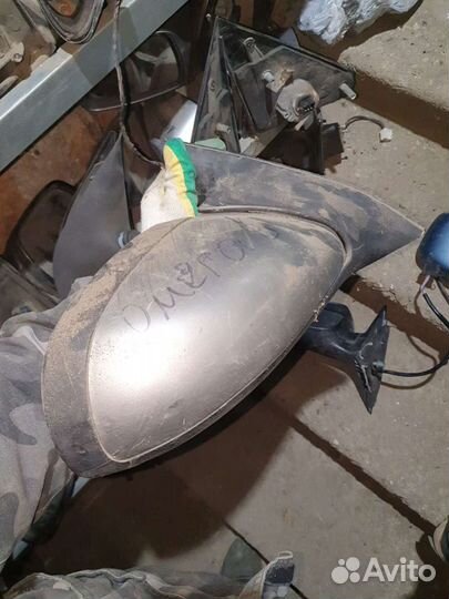 Боковое зеркало на опель омега.вектра