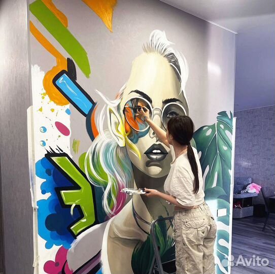 Роспись стен на заказ / Граффити оформление фасада