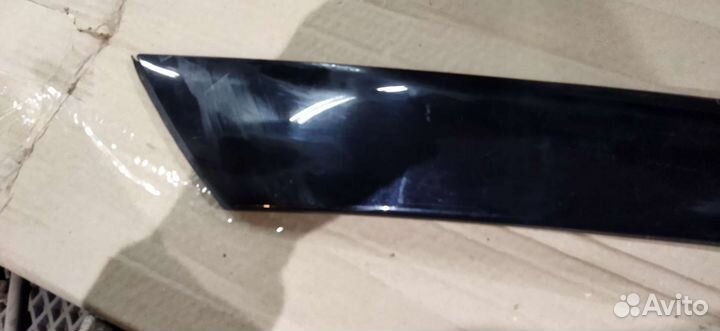 Декор-ая накладка стойки лоб.стеклаSkoda Fabia 2п