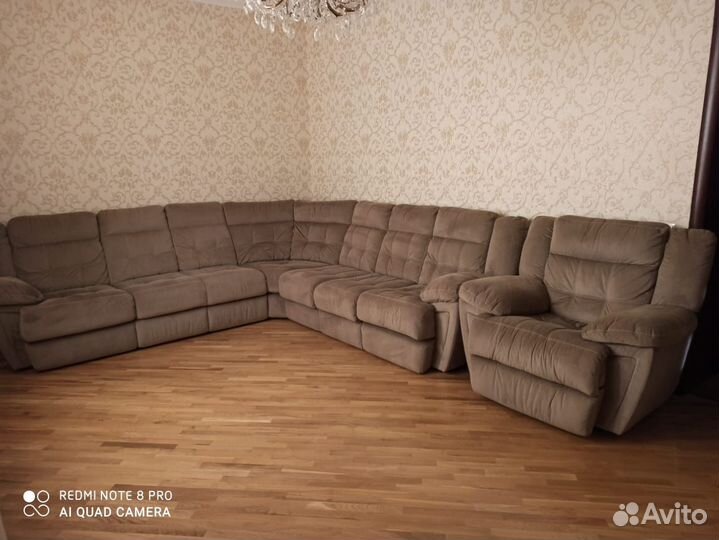 Диван угловой