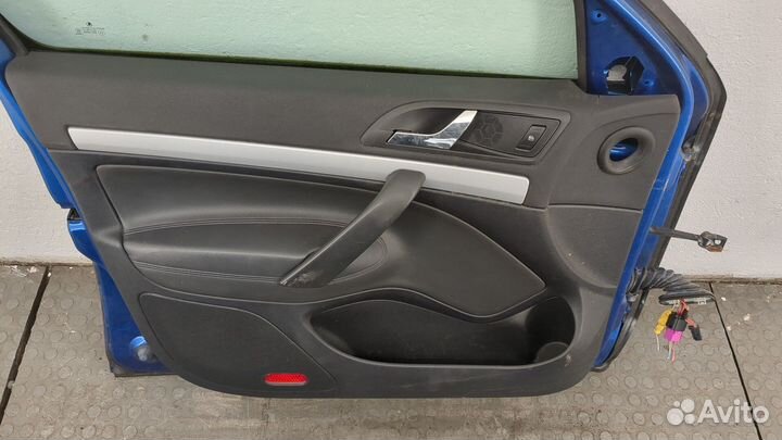 Дверь боковая левая передняя Skoda Octavia (A5)