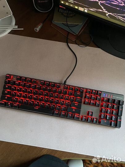 Механическая клавиатура motospeed