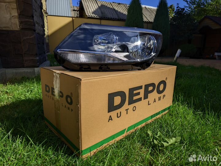 Фара передняя левая Тигуан