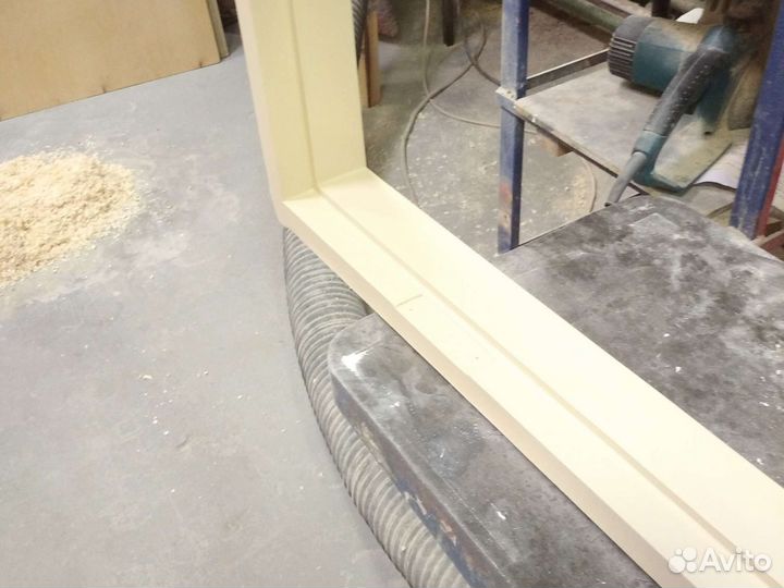 Изготовление дверных и оконных коробок