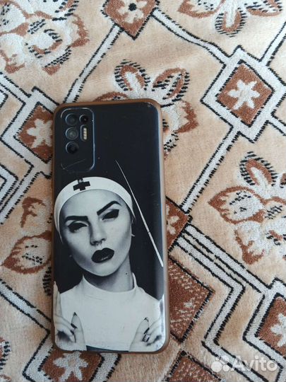 Телефон