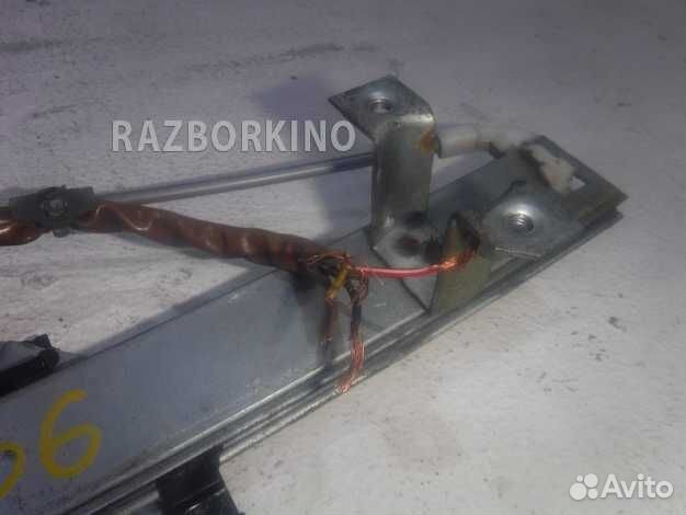 Стеклоподъемник электрический задний левый