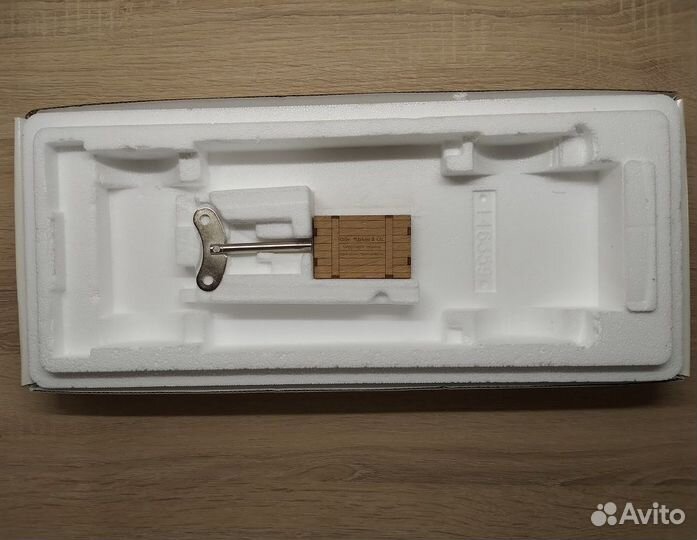 Игрушка машина грузовая заводная жестяная Marklin