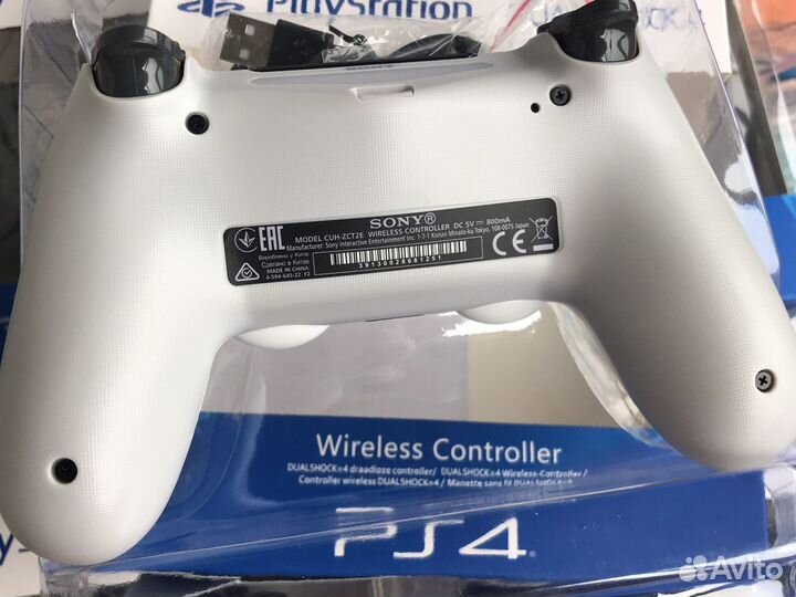 Джойстик для PS4 белый