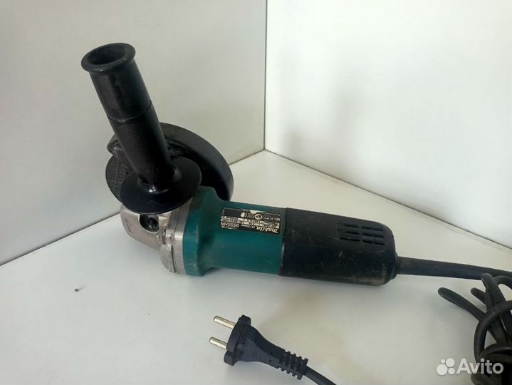 Болгарка Makita 9555HN