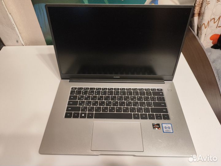 Ультрабук huawei